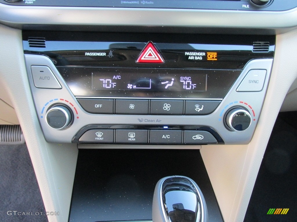 2017 Elantra SE - Beige / Beige photo #26