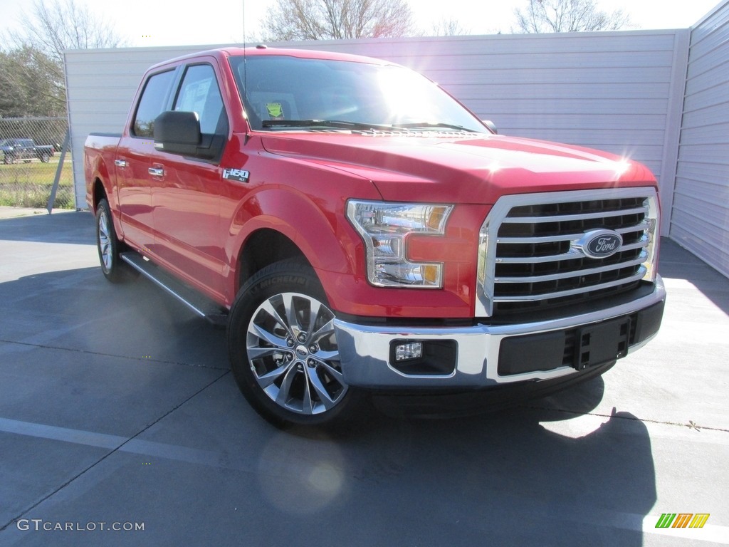 2016 F150 XLT SuperCrew - Race Red / Medium Earth Gray photo #2