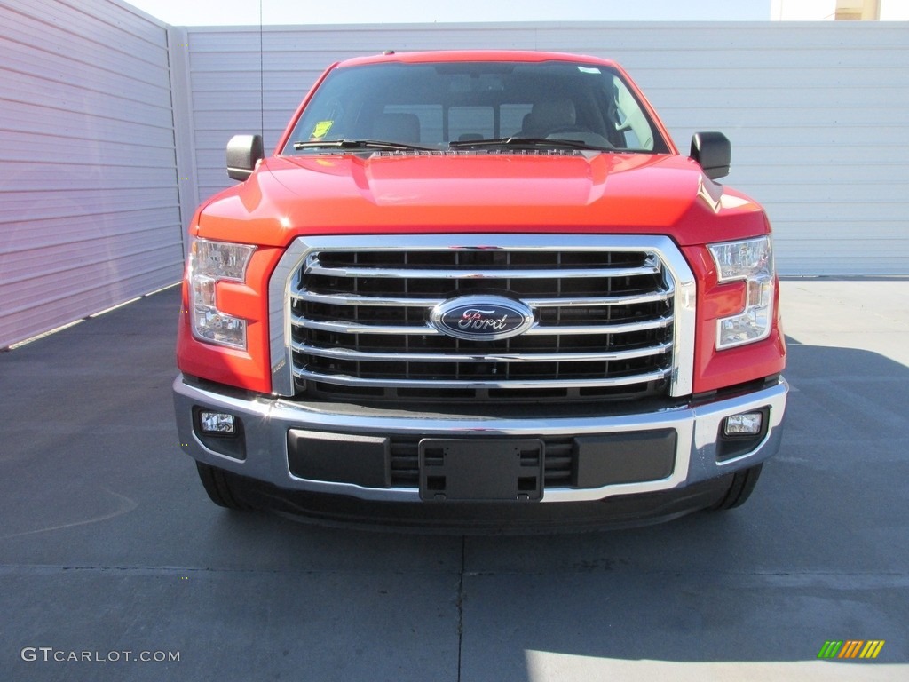 2016 F150 XLT SuperCrew - Race Red / Medium Earth Gray photo #8