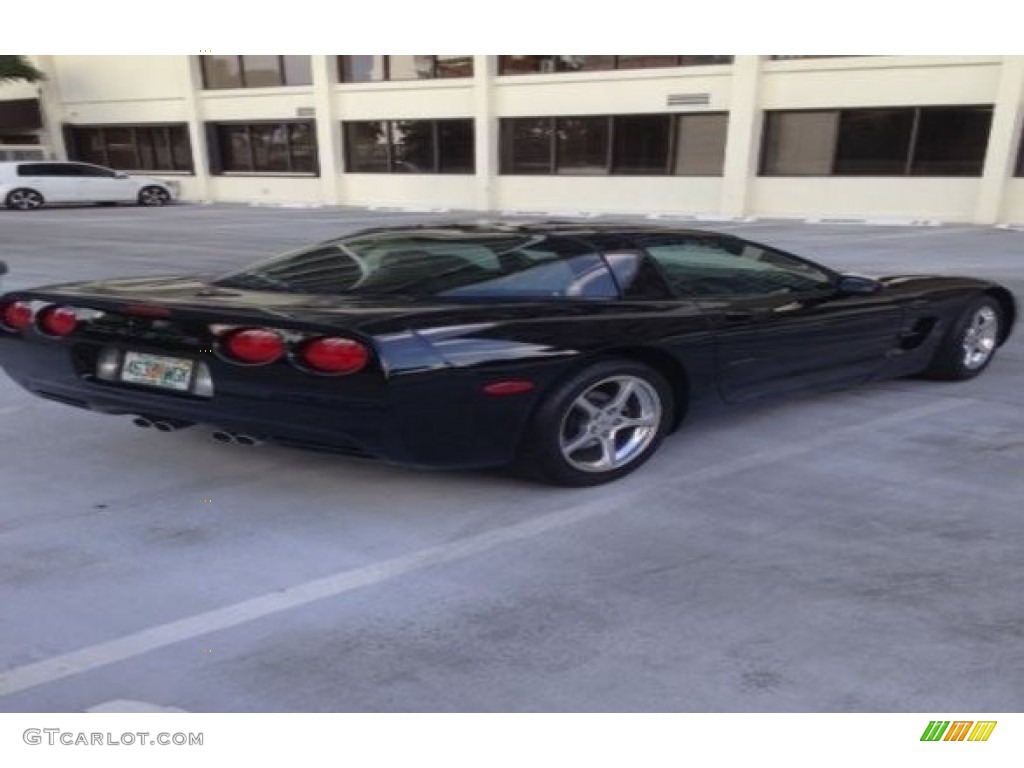 2002 Corvette Coupe - Black / Black photo #2