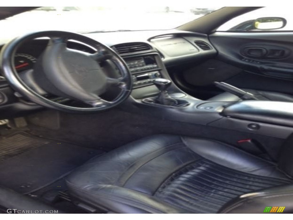2002 Corvette Coupe - Black / Black photo #4