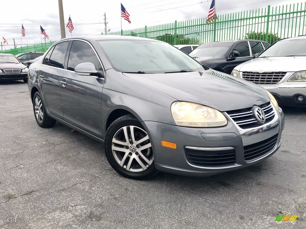 Platinum Grey Metallic Volkswagen Jetta