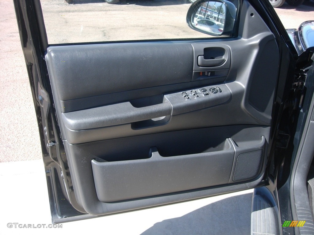 2003 Durango SLT - Black / Dark Slate Gray photo #11