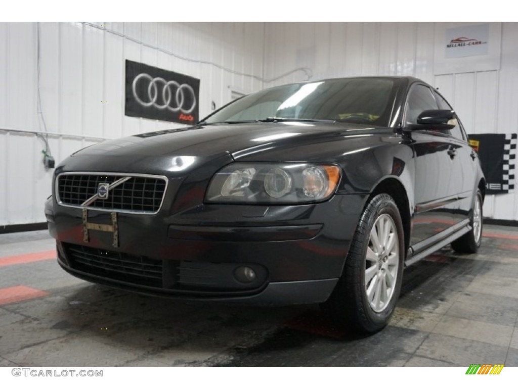 2006 S40 T5 - Black / Off Black photo #3