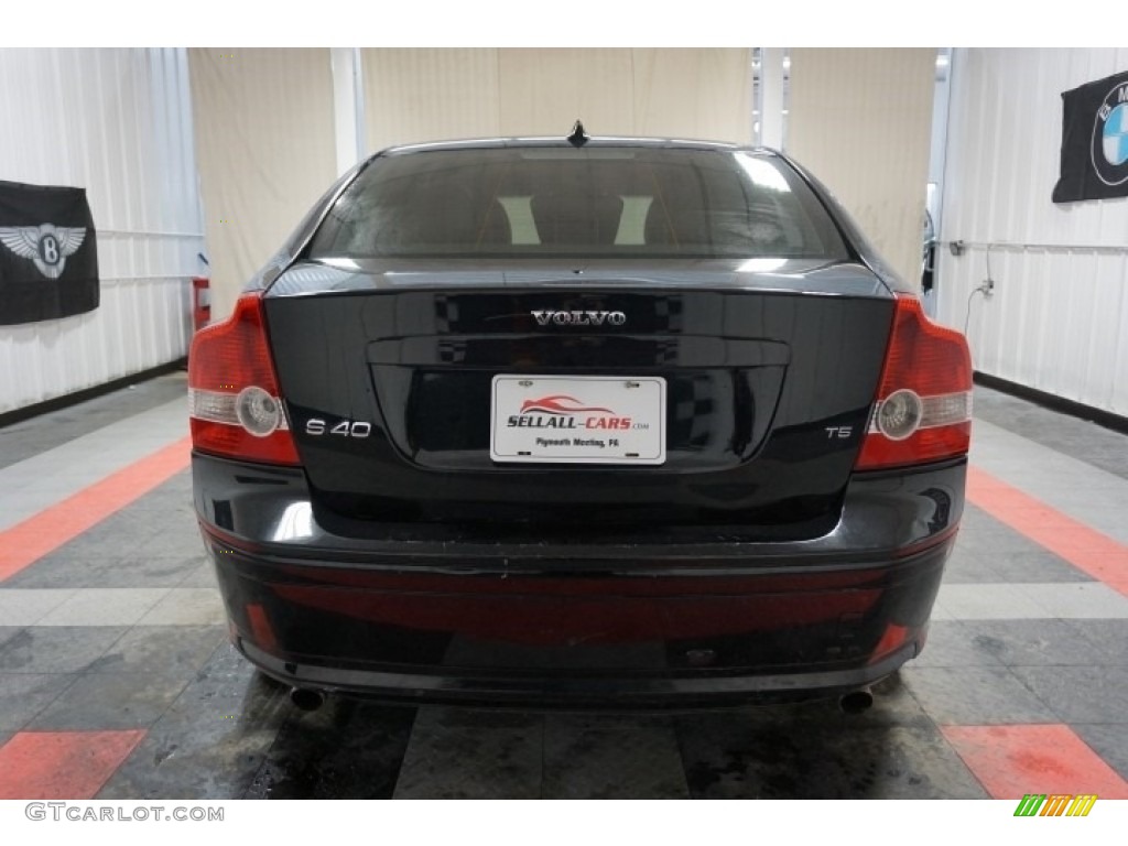 2006 S40 T5 - Black / Off Black photo #9