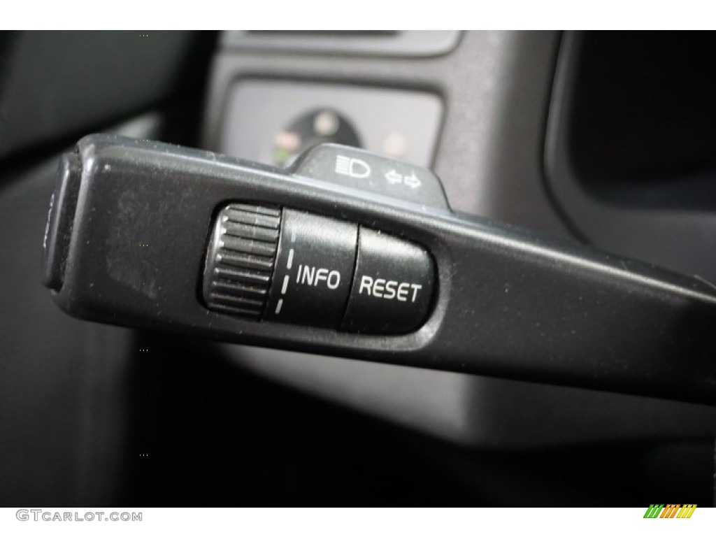 2006 S40 T5 - Black / Off Black photo #32
