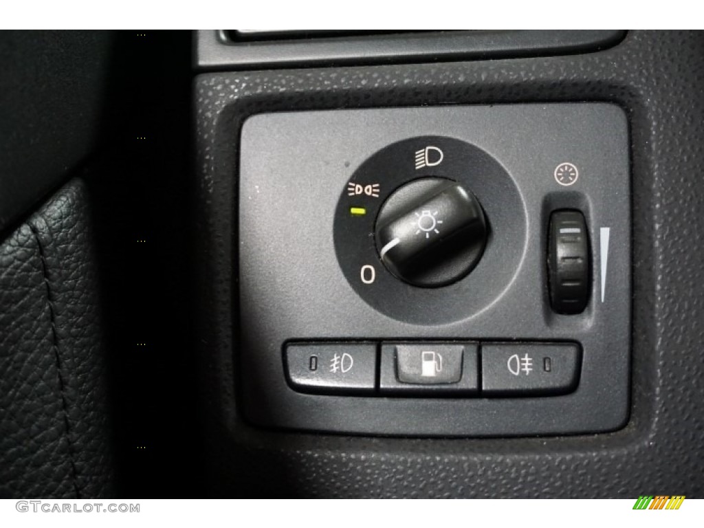 2006 S40 T5 - Black / Off Black photo #34