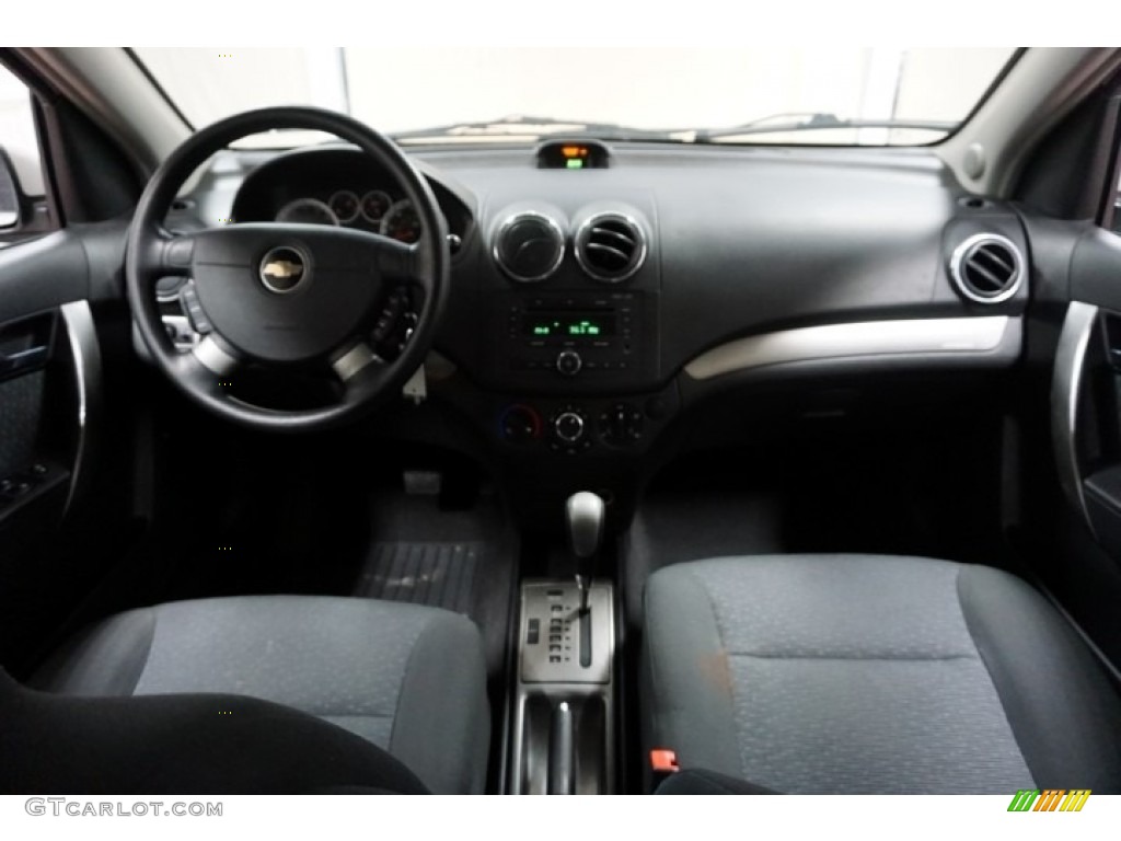 2008 Aveo LT Sedan - Summit White / Charcoal photo #26
