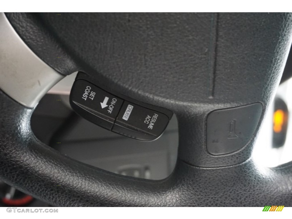 2008 Aveo LT Sedan - Summit White / Charcoal photo #30