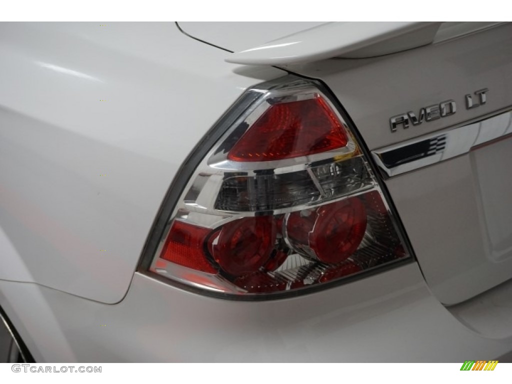 2008 Aveo LT Sedan - Summit White / Charcoal photo #63