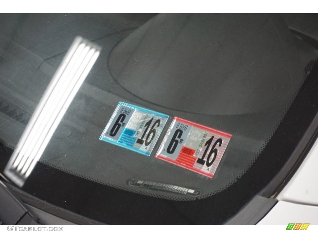 2008 Aveo LT Sedan - Summit White / Charcoal photo #77