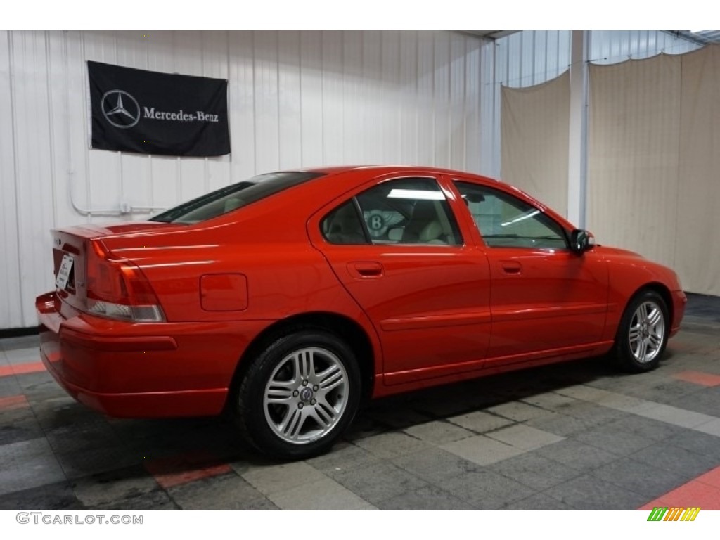 2007 S60 2.5T - Passion Red / Graphite photo #7