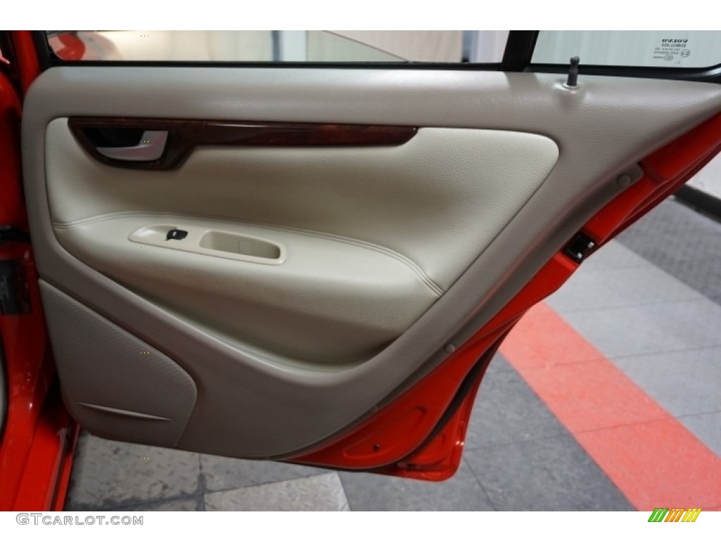 2007 S60 2.5T - Passion Red / Graphite photo #16