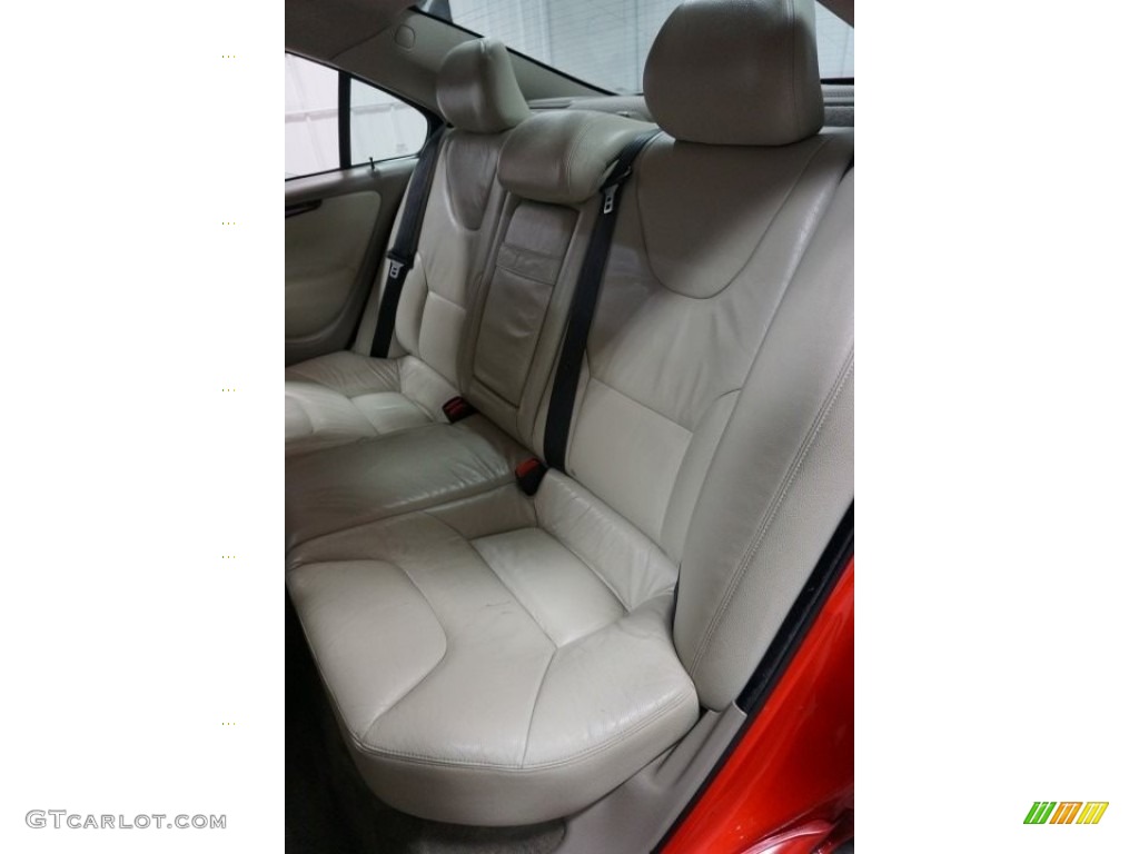 2007 S60 2.5T - Passion Red / Graphite photo #22