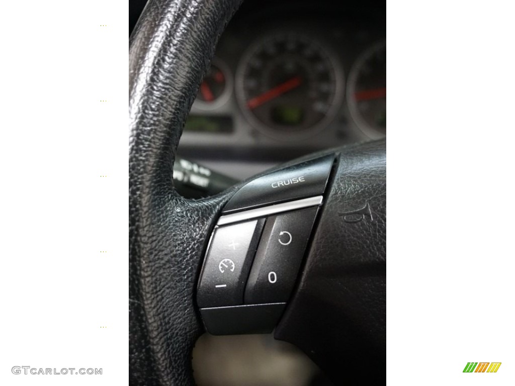 2007 S60 2.5T - Passion Red / Graphite photo #29