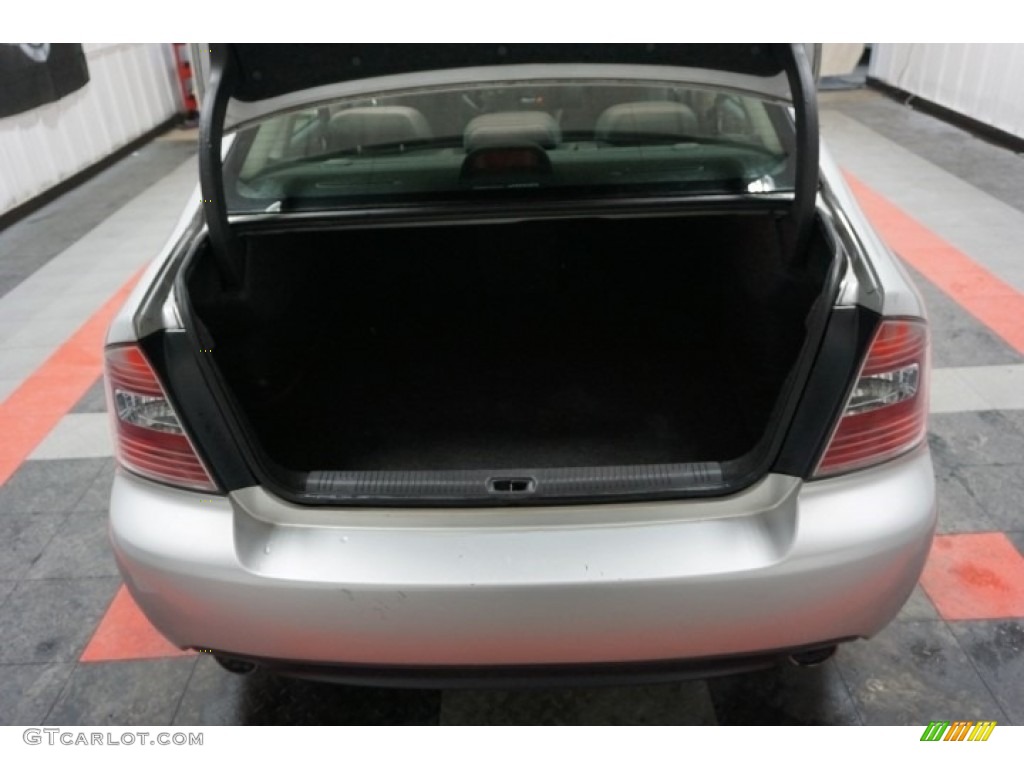 2005 Legacy 2.5i Sedan - Brilliant Silver Metallic / Charcoal Black photo #19