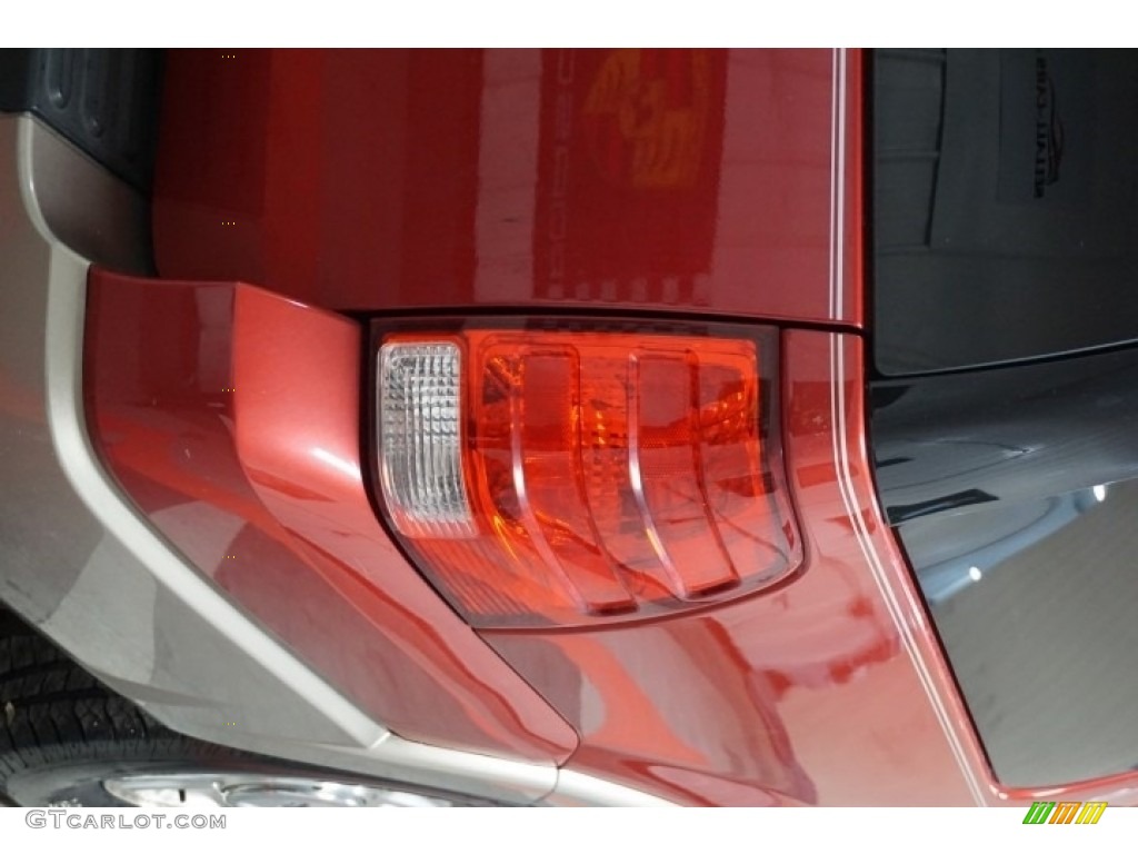 2003 Expedition Eddie Bauer 4x4 - Laser Red Tinted Metallic / Medium Parchment photo #82