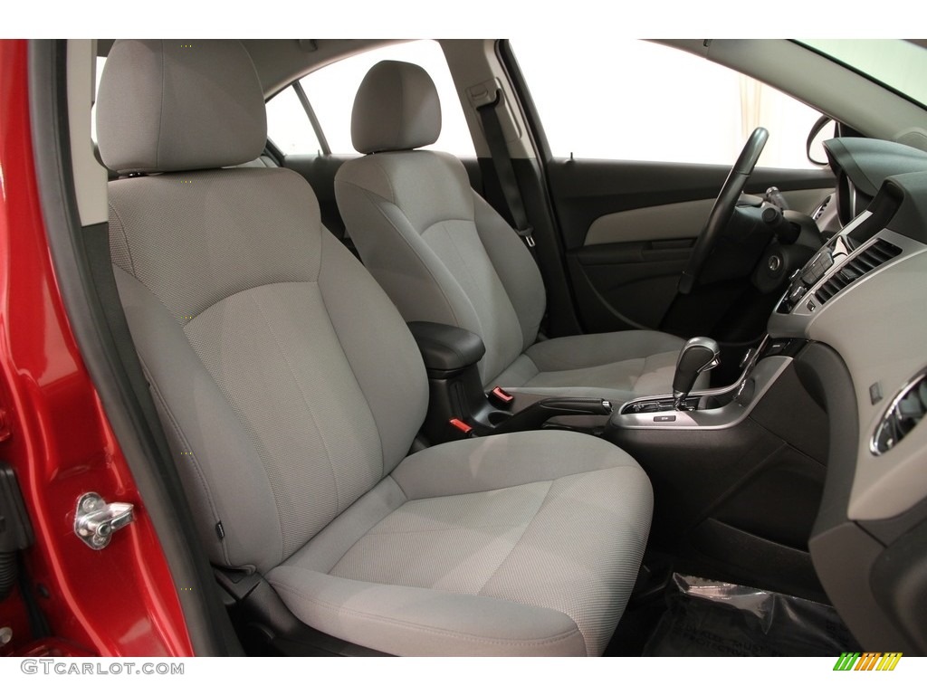 2011 Cruze LT - Crystal Red Metallic Tintcoat / Medium Titanium photo #11