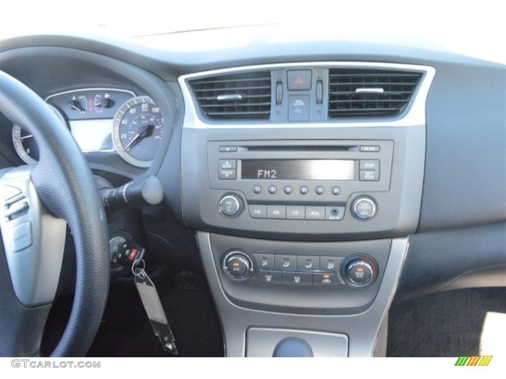 2014 Sentra S - Brilliant Silver / Charcoal photo #22