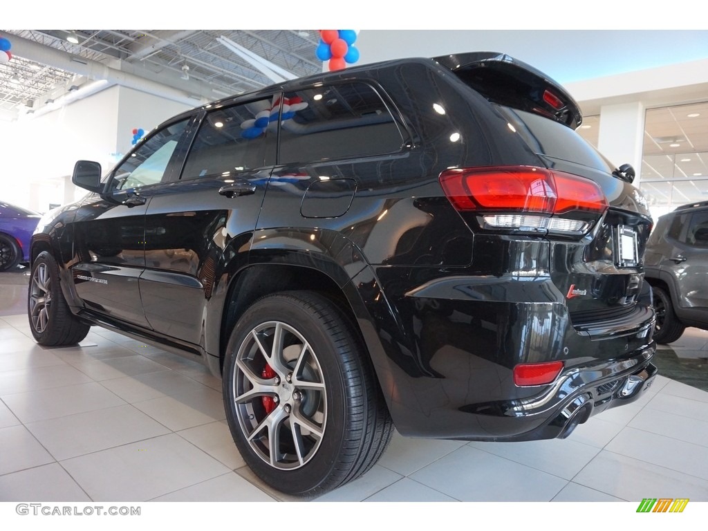 2016 Grand Cherokee SRT 4x4 - Brilliant Black Crystal Pearl / SRT Black photo #2