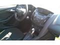 Magnetic - Focus SE Sedan Photo No. 12