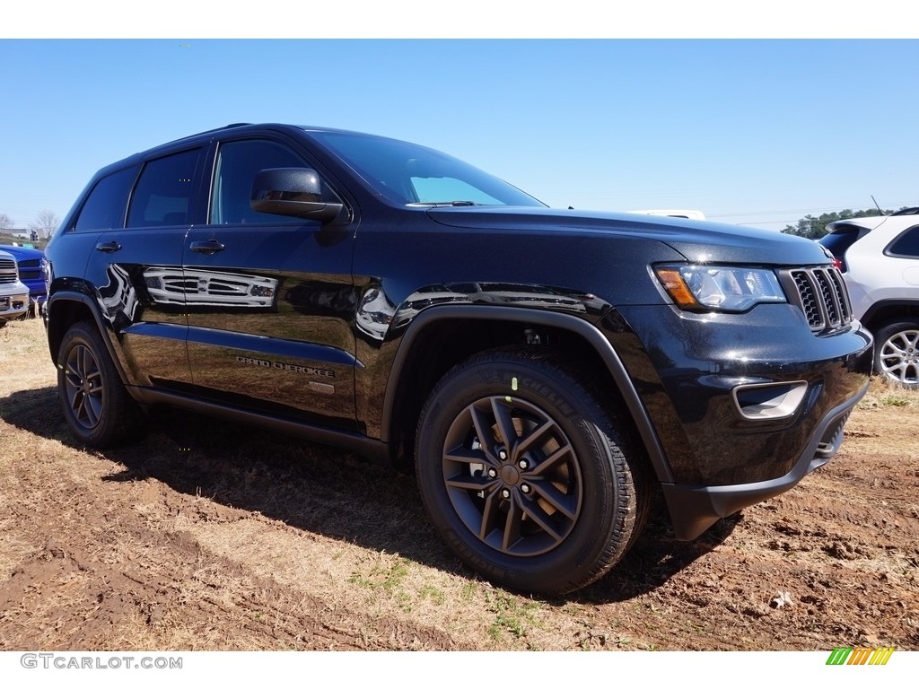 2016 Grand Cherokee 75th Anniversary Edition - Brilliant Black Crystal Pearl / Black photo #4