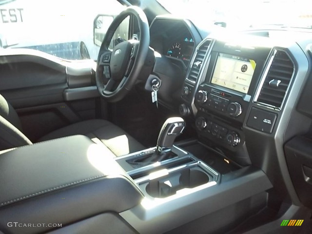2016 F150 XLT SuperCrew - Ingot Silver / Black photo #20