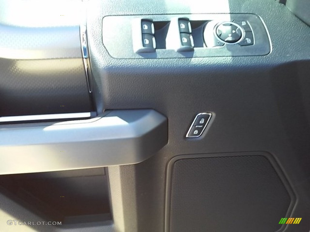 2016 F150 XLT SuperCrew - Ingot Silver / Black photo #27