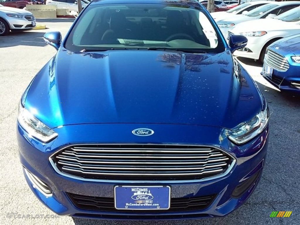 2016 Fusion SE - Deep Impact Blue Metallic / Charcoal Black photo #5