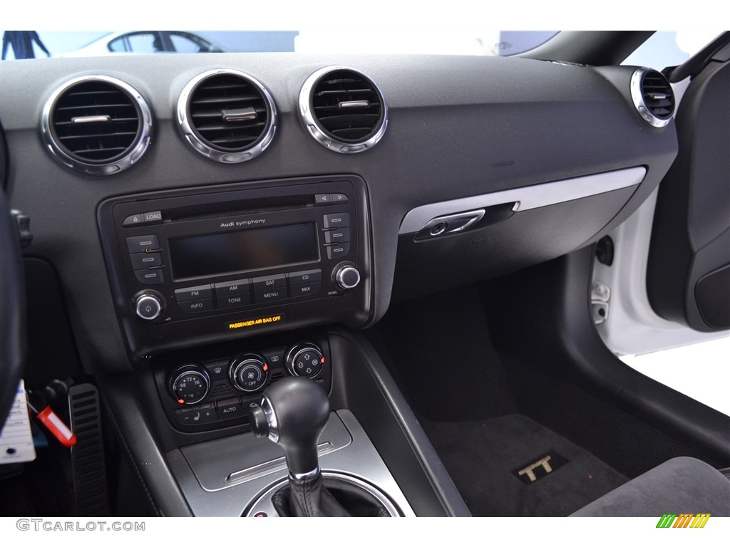 2008 TT 2.0T Roadster - Ibis White / Black photo #18