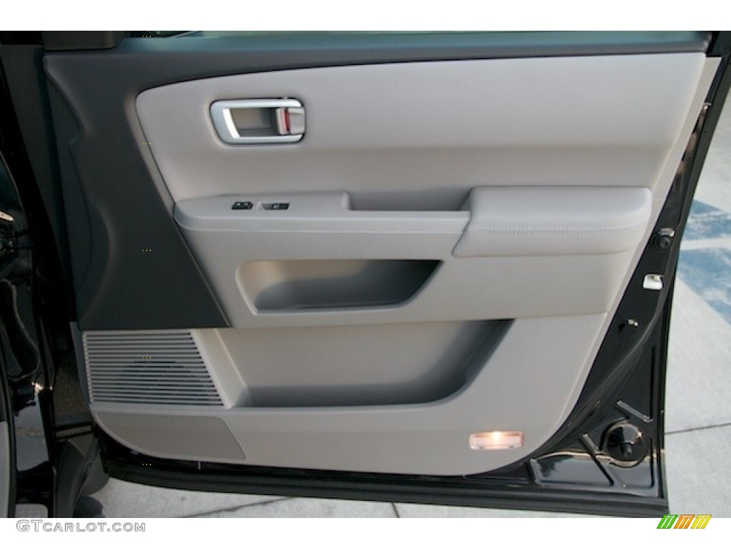 2015 Pilot Touring - Crystal Black Pearl / Gray photo #32