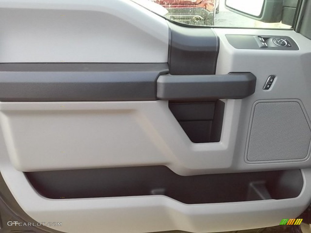 2016 F150 XL Regular Cab - Green Gem / Medium Earth Gray photo #19