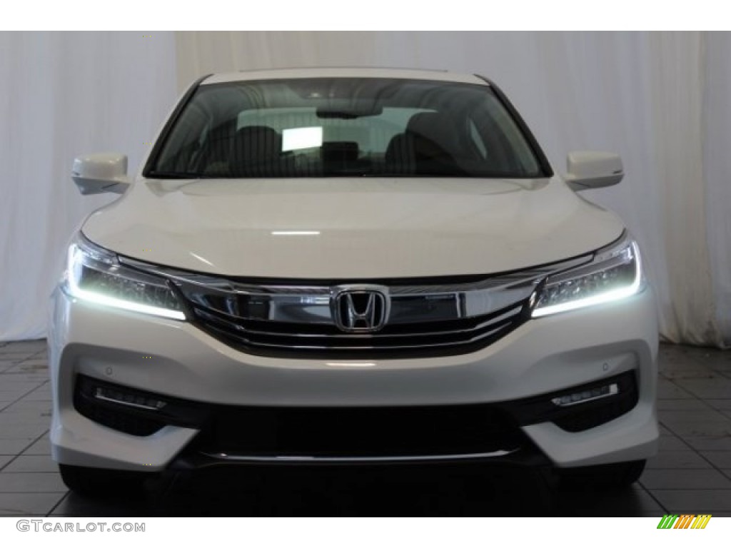 2016 Accord Touring Sedan - White Orchid Pearl / Ivory photo #4