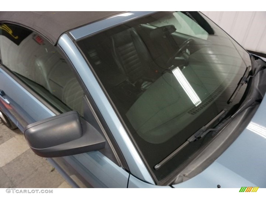 2006 Mustang GT Premium Convertible - Windveil Blue Metallic / Red/Dark Charcoal photo #18