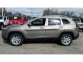 Light Brownstone Pearl - Cherokee Latitude 4x4 Photo No. 3