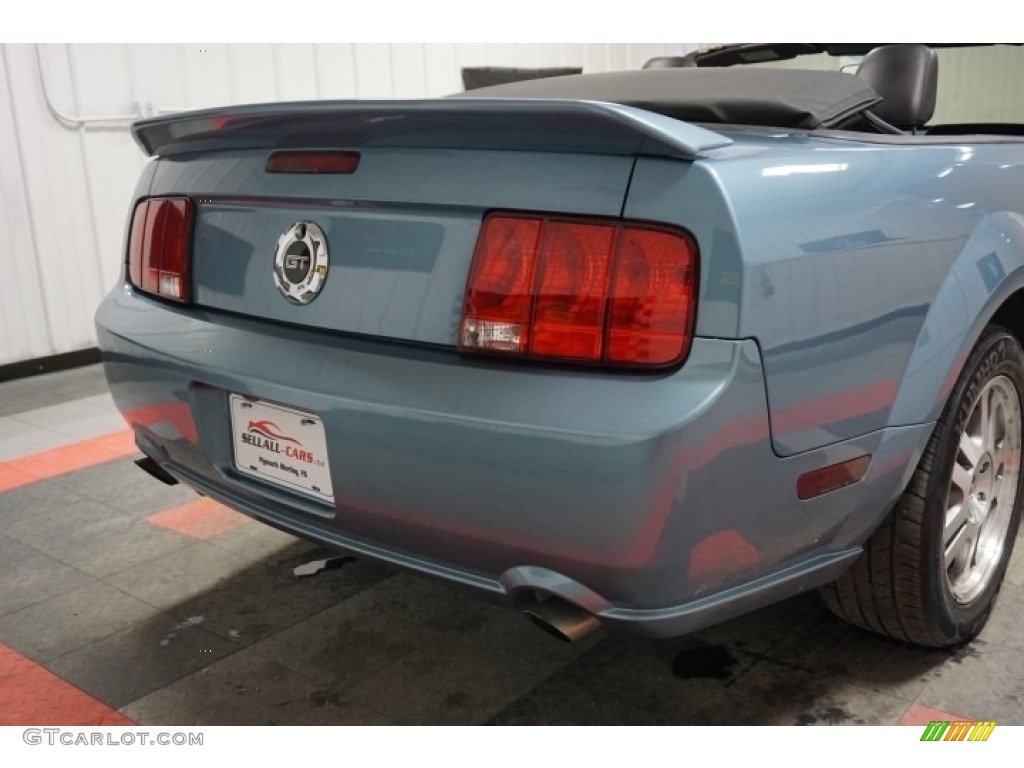 2006 Mustang GT Premium Convertible - Windveil Blue Metallic / Red/Dark Charcoal photo #71