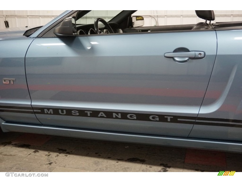 2006 Mustang GT Premium Convertible - Windveil Blue Metallic / Red/Dark Charcoal photo #77