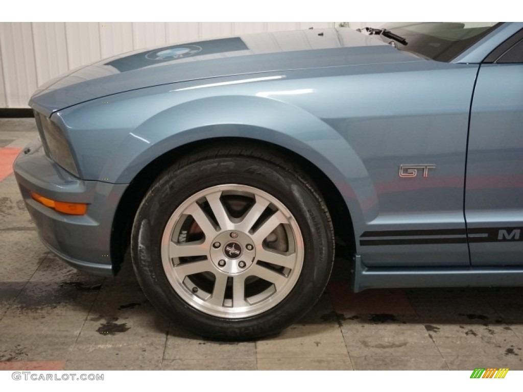 2006 Mustang GT Premium Convertible - Windveil Blue Metallic / Red/Dark Charcoal photo #80