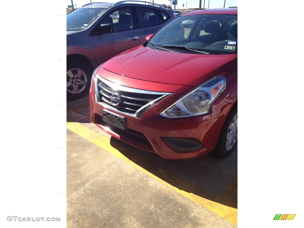 2015 Versa 1.6 S Sedan - Red Brick / Charcoal photo #2