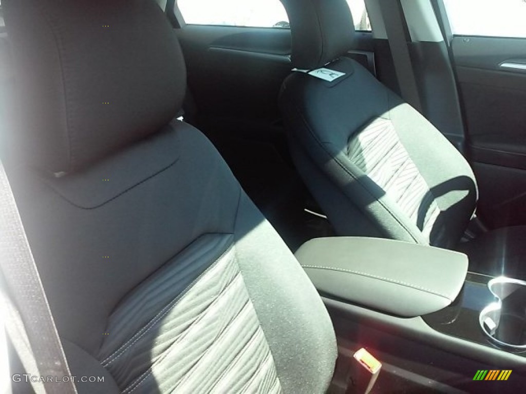 2016 Fusion SE - Shadow Black / Charcoal Black photo #19
