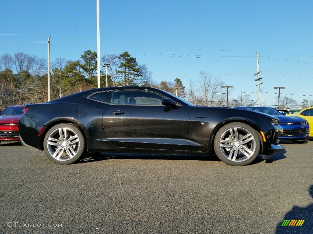 Mosaic Black Metallic 2016 Chevrolet Camaro LT Coupe Exterior Photo #111107420