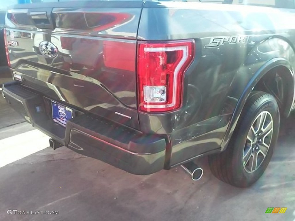2016 F150 XLT SuperCrew - Magnetic / Black photo #13
