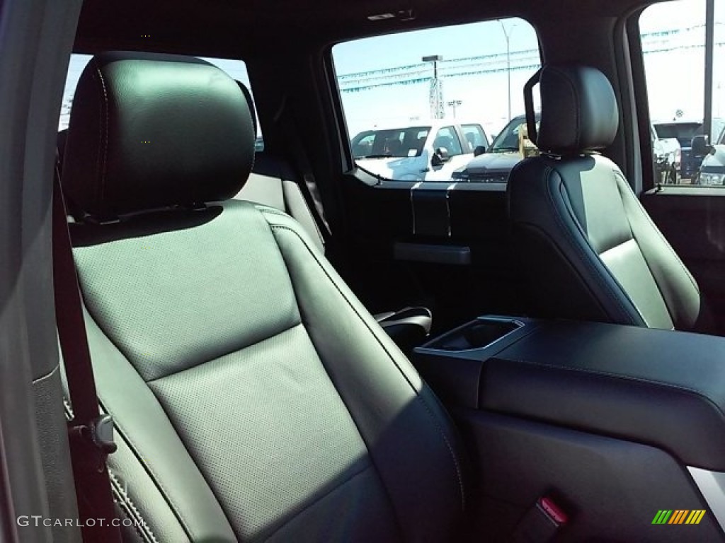 2016 F150 Lariat SuperCrew 4x4 - Oxford White / Black photo #24