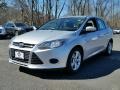 2014 Ingot Silver Ford Focus SE Sedan  photo #3