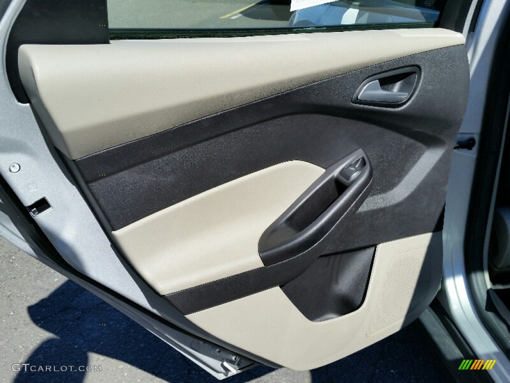 2014 Focus SE Sedan - Ingot Silver / Medium Light Stone photo #13