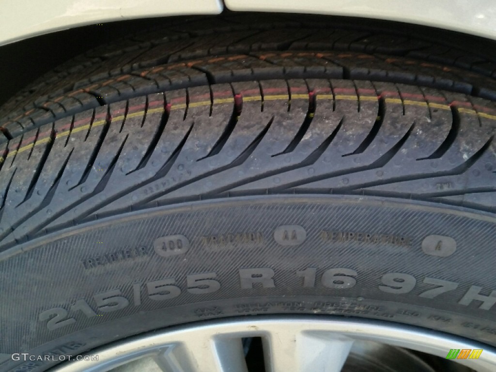 2014 Focus SE Sedan - Ingot Silver / Medium Light Stone photo #28