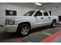 2006 Bright White Dodge Dakota SLT Quad Cab 4x4  photo #2