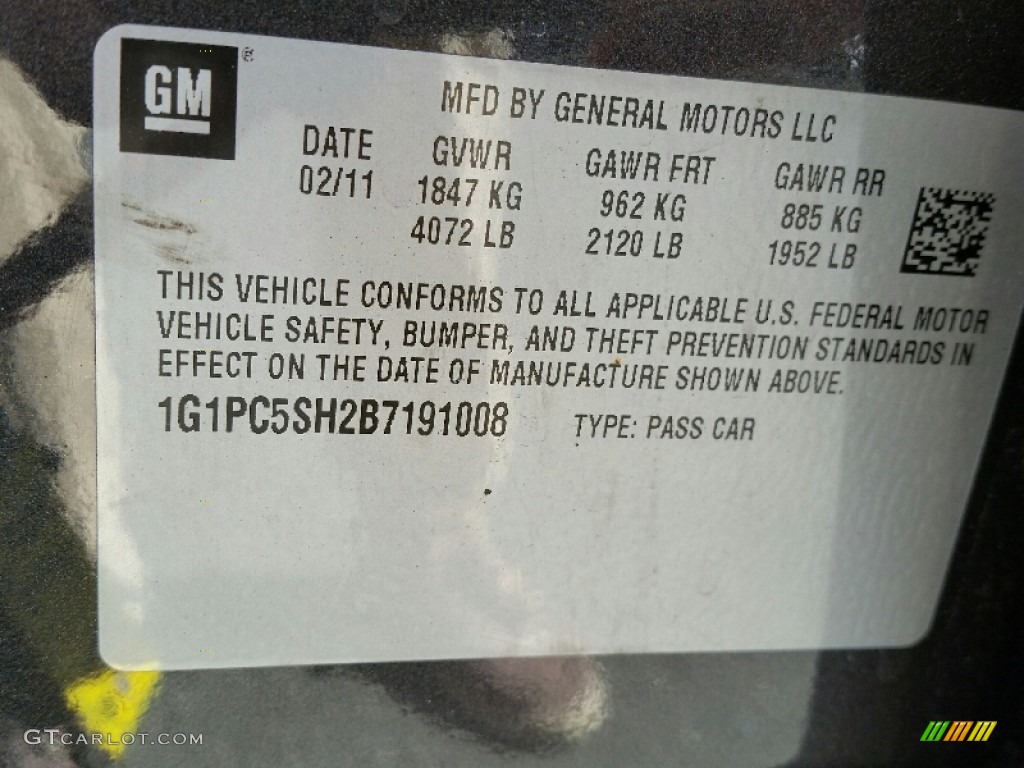 2011 Cruze LS - Taupe Gray Metallic / Jet Black/Medium Titanium photo #28