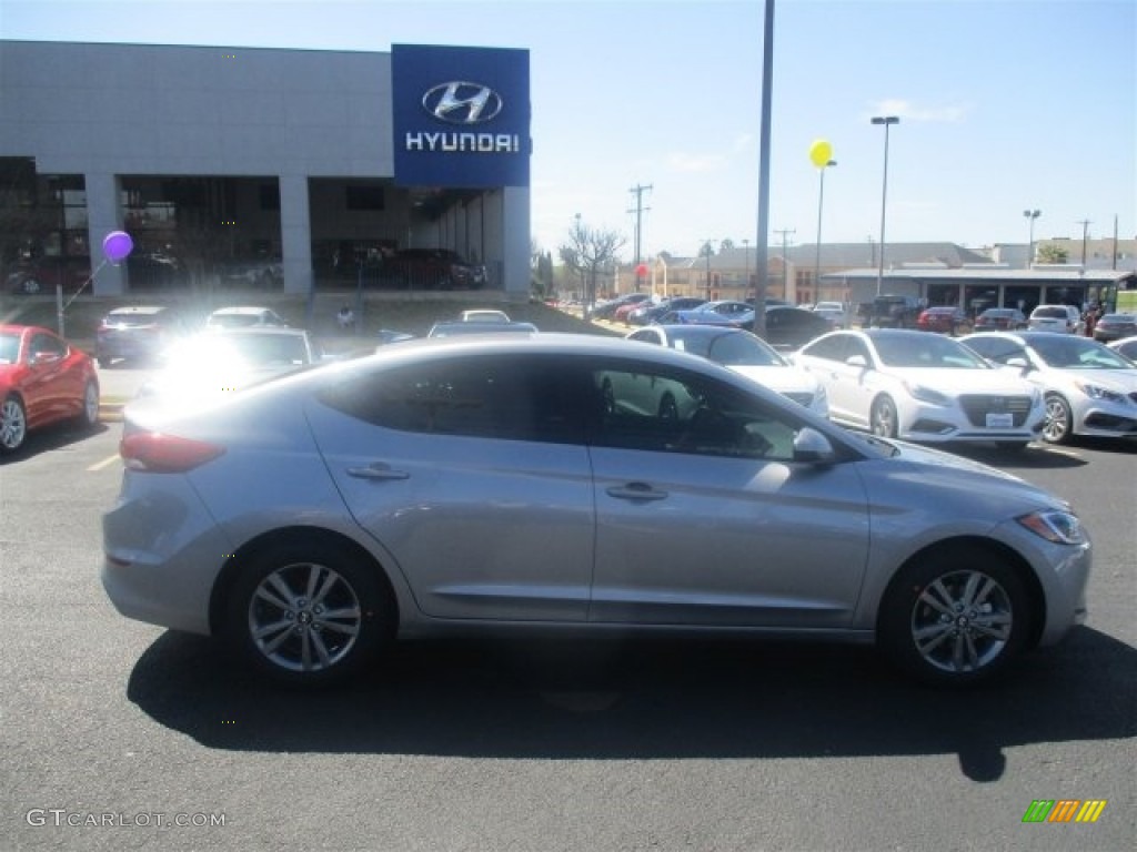 2017 Elantra SE - Gray / Gray photo #11