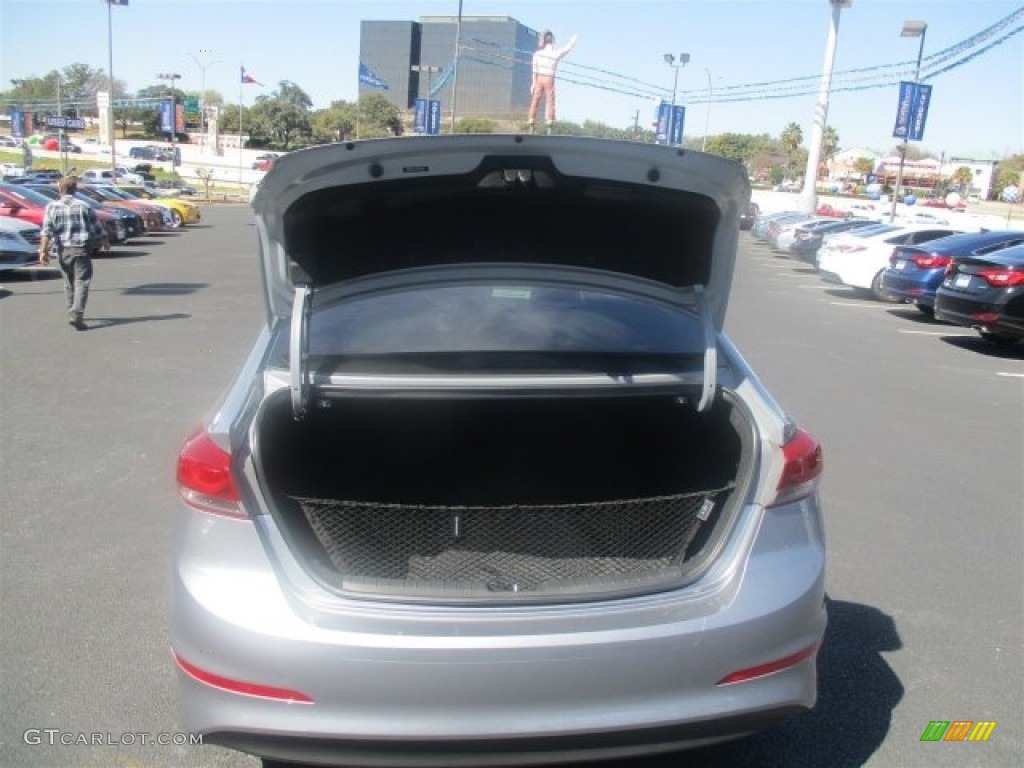 2017 Elantra SE - Gray / Gray photo #17